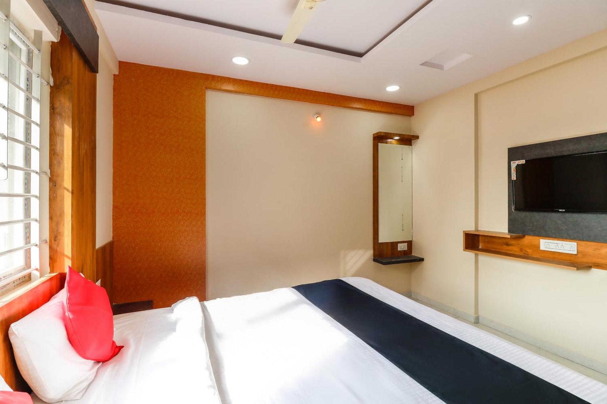 ホテル キャピタル オー 62363 N R レジデンシー Yelahanka エクステリア 写真
